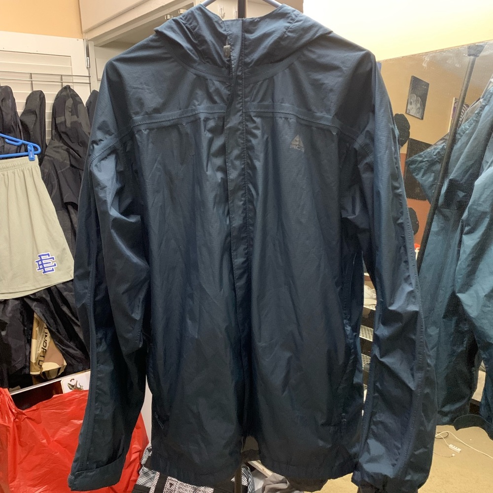Nike fit storm fitstorm ACG jacket coat light-mid weight adjustable cuffs & hem